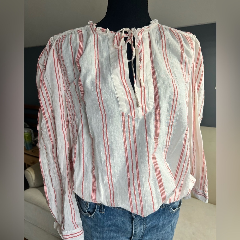 LOFT - SEERSUCKER WHITE AND RED STRIPE SHIRT - SIZE L - Picture 2 of 8